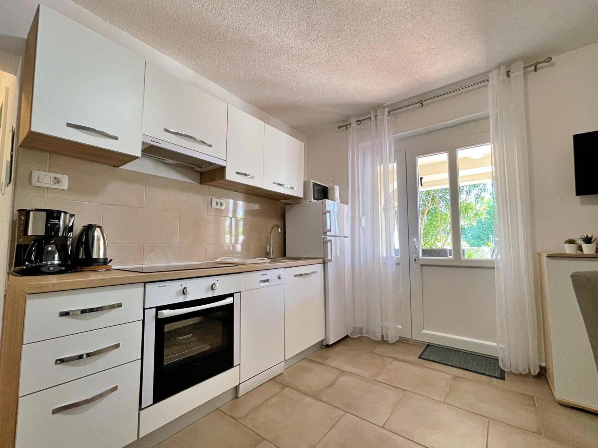 Apartment Butkovic Šilo Exteriér fotografie